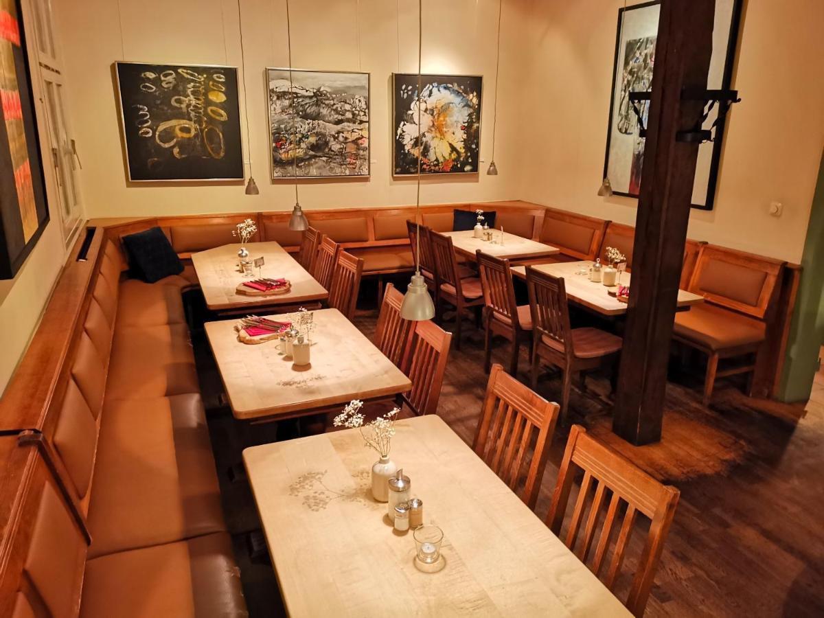 新明斯特 Kontraste酒店 外观 照片